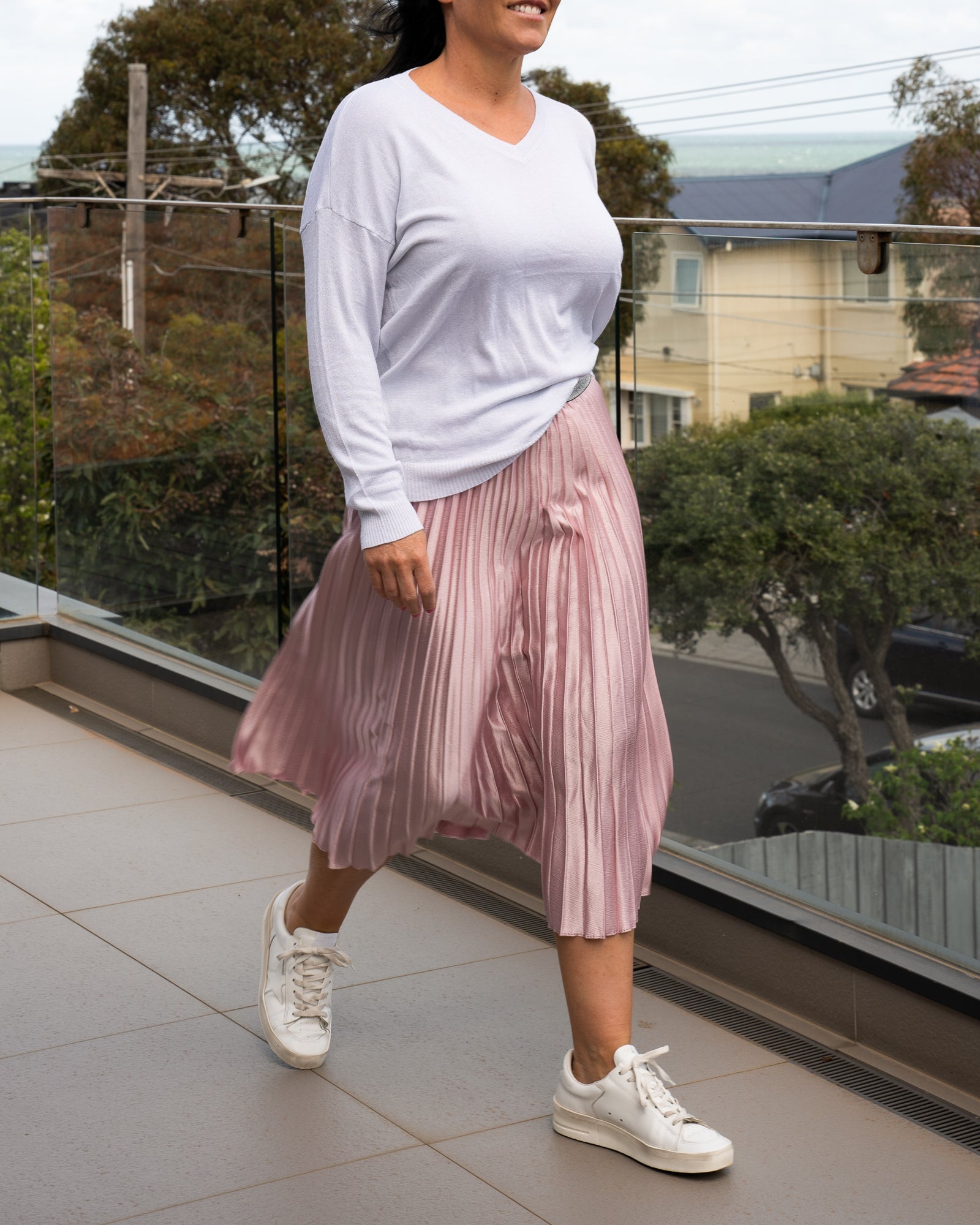 Pale Pink Metallic Waistband Pleated Skirt
